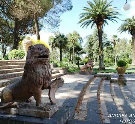 Domus Pina Penzion *