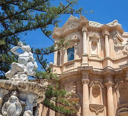 Domus Pina Penzion *