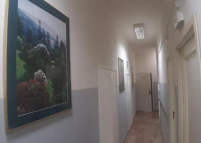 Domus Pina בית הארחה *