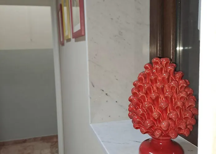 Domus Pina בית הארחה