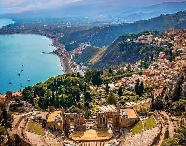 Domus Pina בית הארחה *